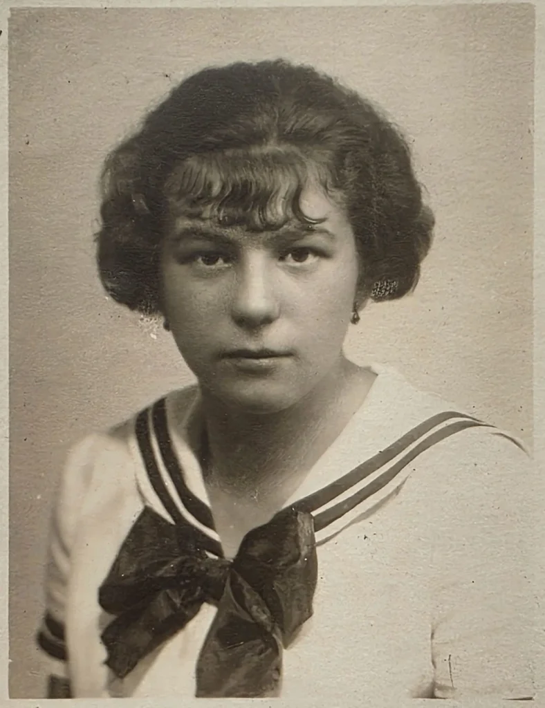 Janina Pilar.